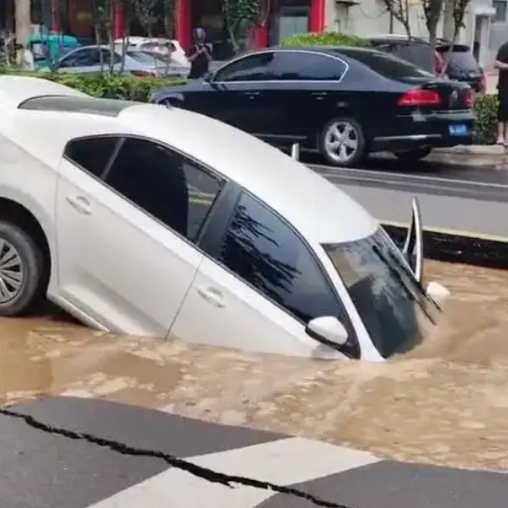 潛伏的地雷：管道漏水引發的城市安全危機
